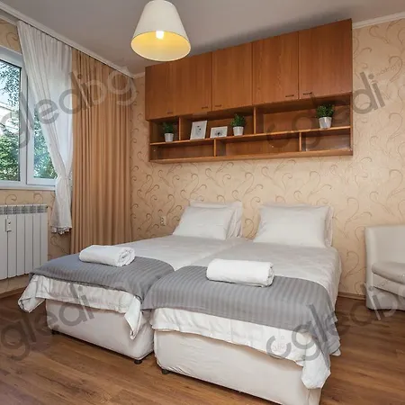 South Park Flat